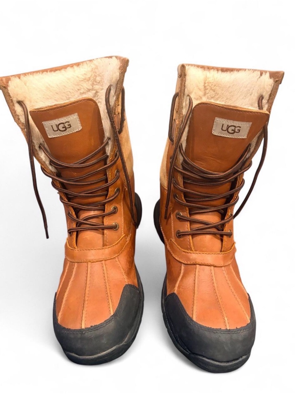 UGG Men’s Tan Leather Shearling-Lined Lace-Up Boots